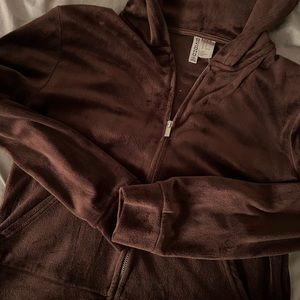 h&m velour zip up hoodie